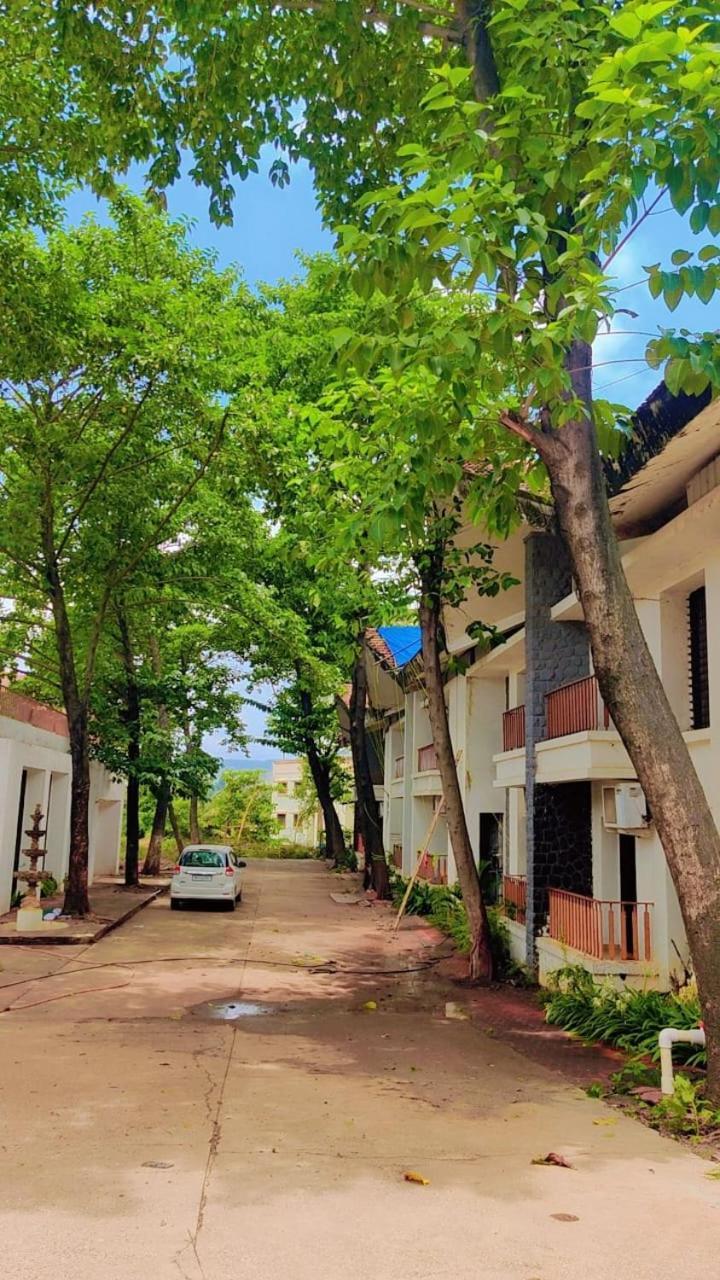 Indus Valley Resort Lonavala Exterior photo